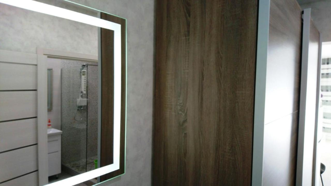 New England Deluxe Apartment Киев Экстерьер фото